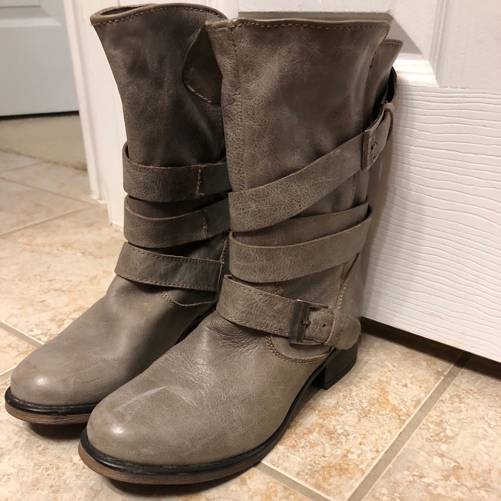 Steve Madden Wrap-around Boots
